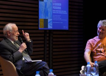 La transición 1989-1990 y la subordinación de la política, ejes de un debate con Verbitsky