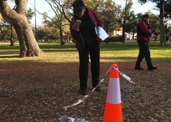 Los minutos fatales y la salida de un posible sospechoso en la mira de los investigadores