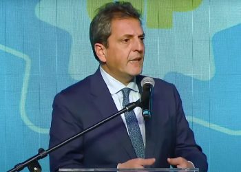 Massa anunció que eliminará aportes a Pymes que tomen trabajadores por dos años