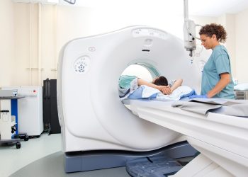 Massa anunció que las prepagas no aumentarán por 90 días