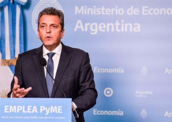 Massa anunció que si es presidente eliminará el impuesto a las ganancias para trabajadores