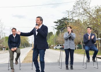 Massa en Ituzaingó: “En mi Gobierno vamos a recorrer el camino de la mejora de la distribución del ingreso”