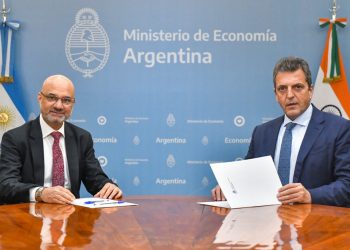 Massa y el embajador de India reafirmaron el compromiso de la relación económica
