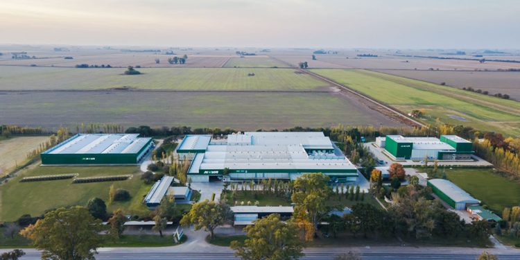 Nova invierte U$S 15 Millones y lanza su nueva línea de fertilizantes para el agro