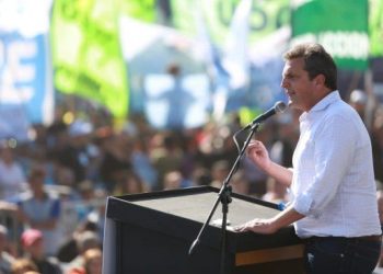 Organizaciones sociales apuntalan candidatura con acto