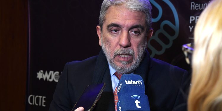 Para Aníbal Fernández, la propuesta de Bullrich de construir una cárcel “es una berretada”