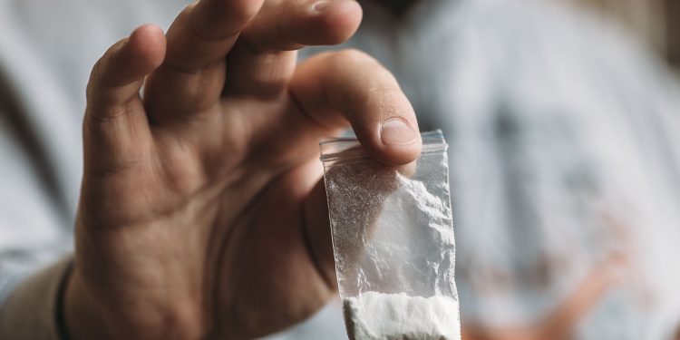 Piden que juzguen a siete policías por el robo de cocaína que derivó en un crimen narco