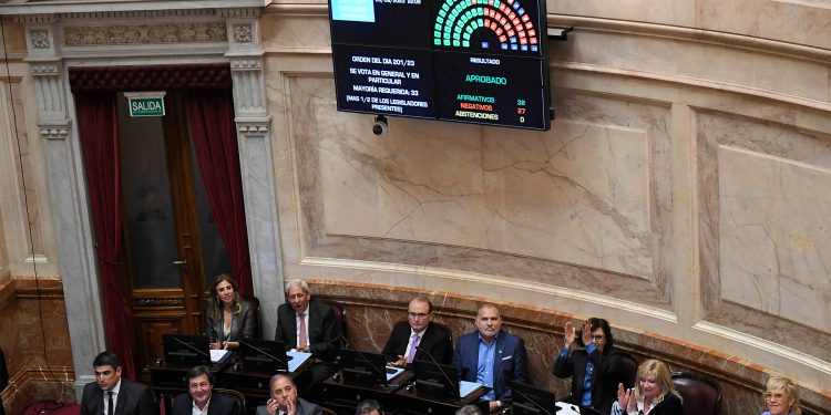 Se convirtió en ley la derogación de la cuarta categoría de Ganancias