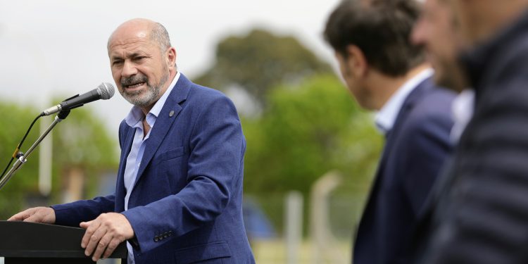 Secco: “Hay que salvar a la Nación, porque quieren saquear al pueblo argentino”