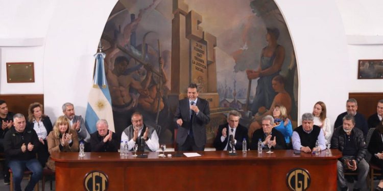 Sergio Massa y CGT acordaron acto de unidad masivo del oficialismo en el Norte