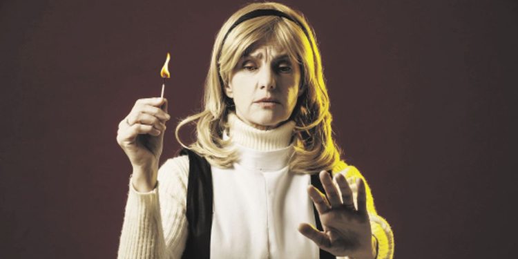 Silvia Kutika regresa al suspenso en escena