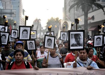 Un informe oficial establece tres hipótesis sobre la desaparición de los 43 estudiantes