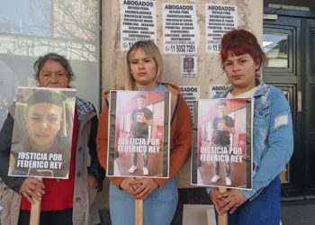 Un jurado popular declaró no culpable a una penitenciaria acusada de matar a un detenido