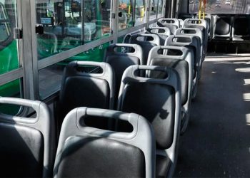 Un paro afecta el servicio de colectivos de dos empresas en el sur del conurbano