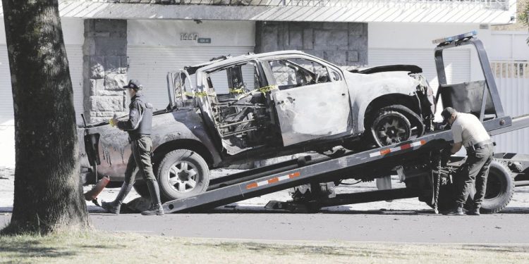 Una ola sin precedentes de coches bomba sacude a Ecuador y atiza el fantasma narco