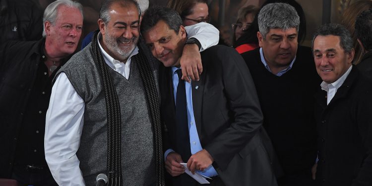 Varios gremios de la CGT marcharán al Congreso para apoyar el proyecto sobre Ganancias