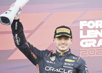Verstappen ganó en Japón y quedó a un paso de coronarse nuevamente campeón de F-1