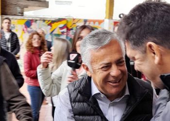 Votó Alfredo Cornejo en Mendoza: “Que esto sirva para elegir un buen gobierno”