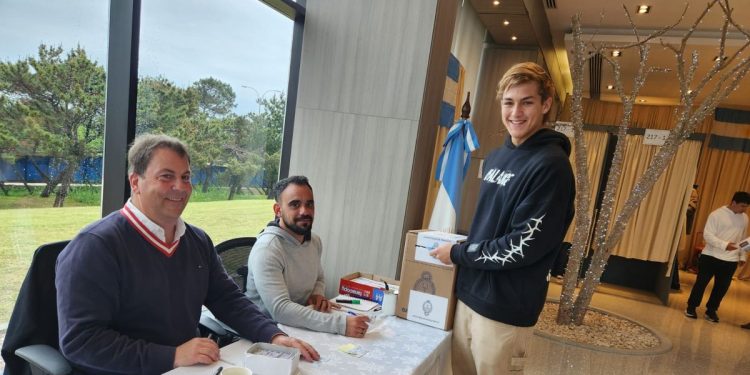 Argentina 2023: creció un 50% la participación electoral en Montevideo respecto a 2019