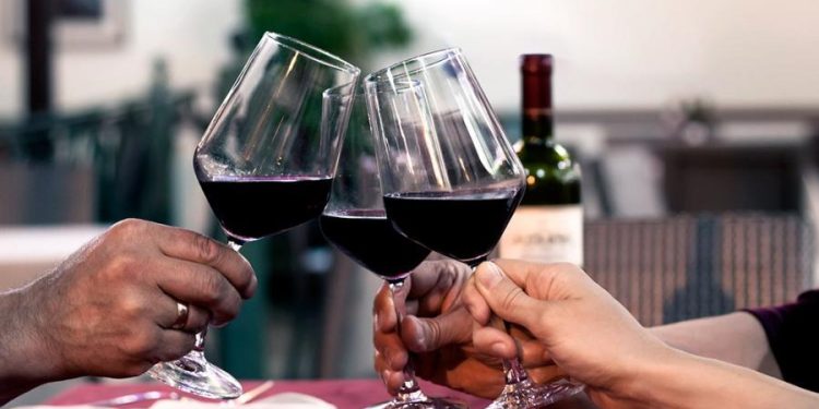 Bodegueros y funcionarios analizarán “El futuro del vino argentino”