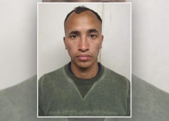 Buscan al jefe de sicarios del capo narco Alvarado que “desapareció” en la cárcel