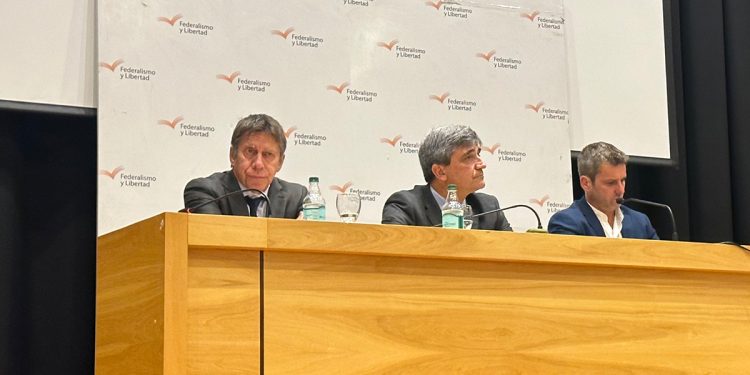 Bussi: la vieja amistad con Villarruel y la honestidad brutal