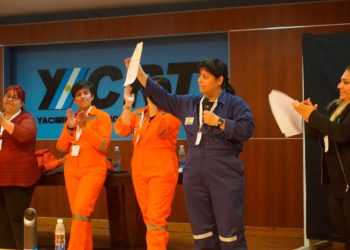 Después de más de 80 años, las mujeres vuelven a trabajar en la mina