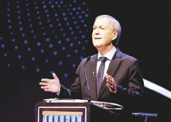 Dolarización, déficit y emisión, los ejes del primer debate televisivo