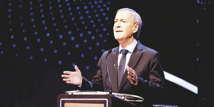 Dolarización, déficit y emisión, los ejes del primer debate televisivo
