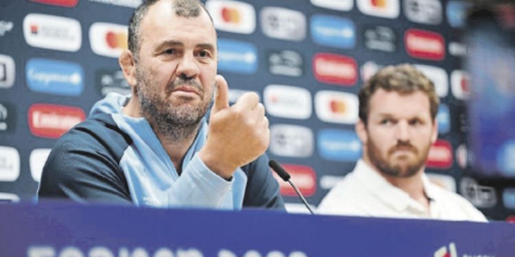 El entrenador de Los Pumas habló sobre el rumor de su salida