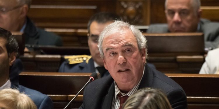 El Frente Amplio interpelará al ministro Heber por el caso de Gustavo Penadés