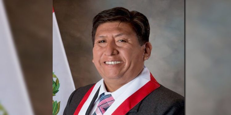 El líder de izquierda Cerrón, nuevo eslabón de las acusaciones por corrupción en Perú