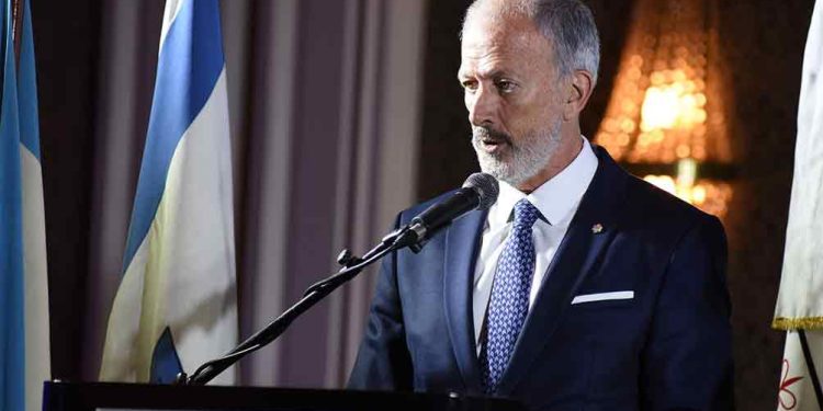 El presidente de la DAIA advirtió que “todavía hay desaparecidos”