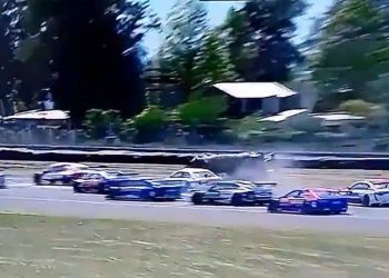 El video del impactante choque y vuelco en el Top Race en Paraná