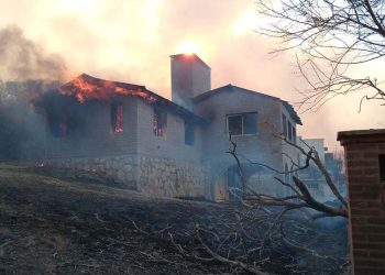 Está controlado el incendio en el Valle de Punilla de Córdoba