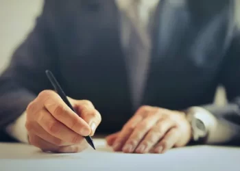 Este puesto de trabajo será reemplazado por la inteligencia artificial: ¿cuánto le queda?