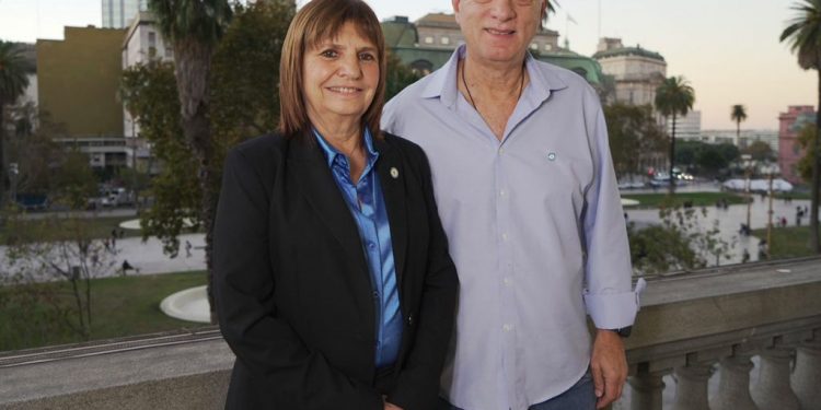 Grindetti respaldó a Bullrich pero su vice aclaró que «no quiere saber nada» con Milei