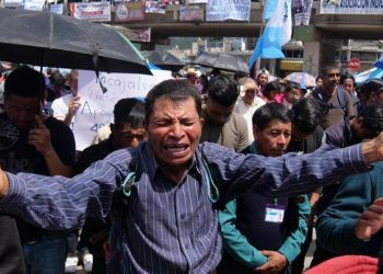 Guatemala pidió ayuda a la OEA para que medie en el proceso de transición