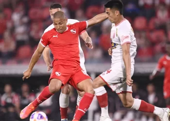 Independiente recibe a Barracas Central: horario, TV y formaciones