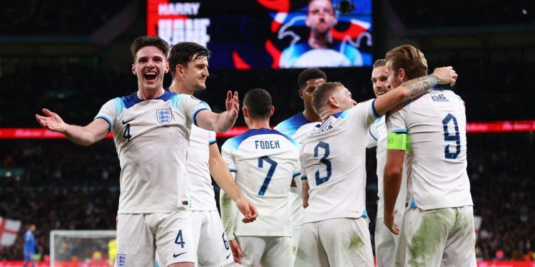 Inglaterra selló su clasificación a la Eurocopa con un triunfo ante Italia