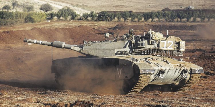 Israel lanzó su primera incursión con tanques y soldados en Gaza