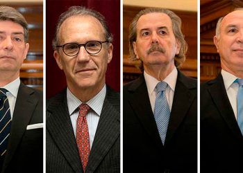 Juicio político: presentarán cargos por mal desempeño contra los integrantes de la Corte