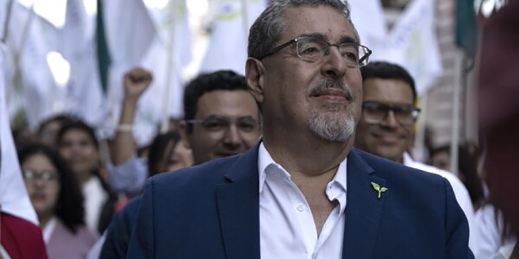La Corte de Guatemala falló contra el amparo del presidente electo Arévalo
