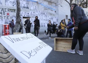 La justicia ordenó el desalojo de la Casa Santa Cruz el 31 de octubre