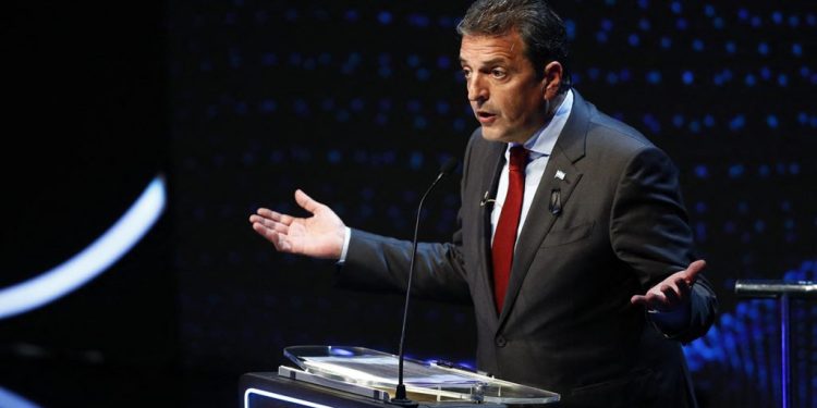 La trastienda del debate: la silla vacía de Macri, la soledad de Larreta, guiños de Santoro con los radicales y más…