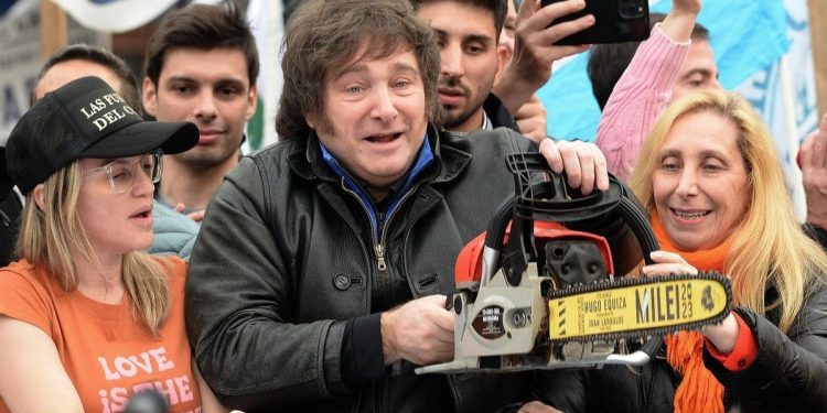 Martínez de Hoz, Milei y la motosierra: los calcados planes económicos anti trabajadores