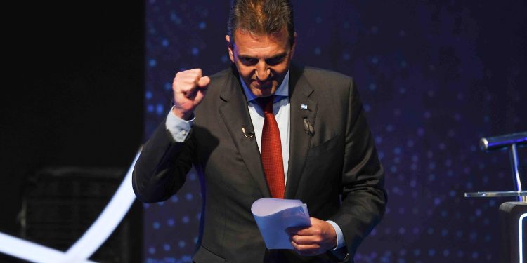 Massa destacó el alivio fiscal a unas 189.000 micro y pequeñas empresas