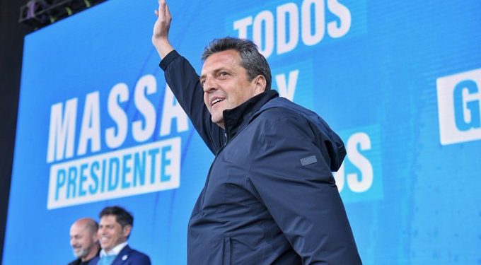 Massa presentará un proyecto en el Congreso para que Previaje sea una política permanente