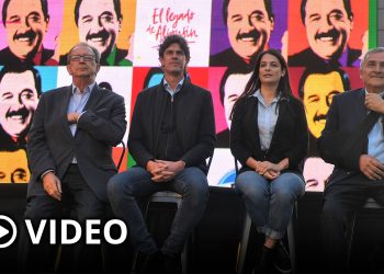 “Nadie nos manda ahora”, aseguró la UCR en el acto que reivindicó el legado de Alfonsín