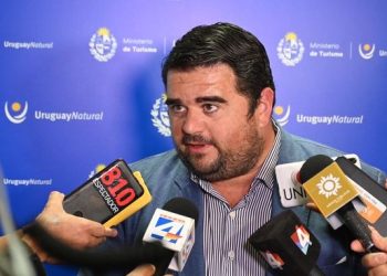 Olivera aseguró que no le importa quién gane en Argentina, mientras se resuelva la situación del litoral